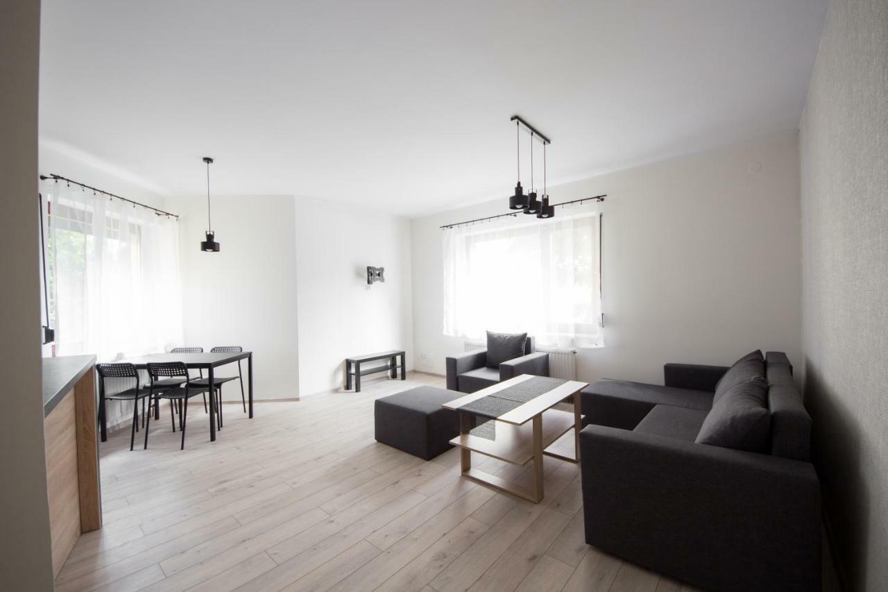 Apartament Zebcowska Ostrow Wielkopolski Luaran gambar